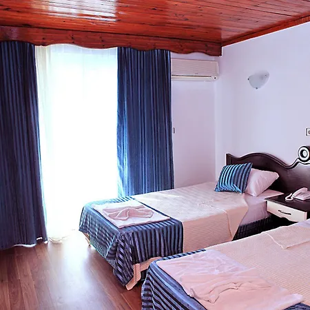 Otel Sea Star Elikesik